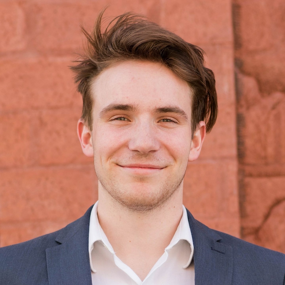 Meet your Posher, Evan